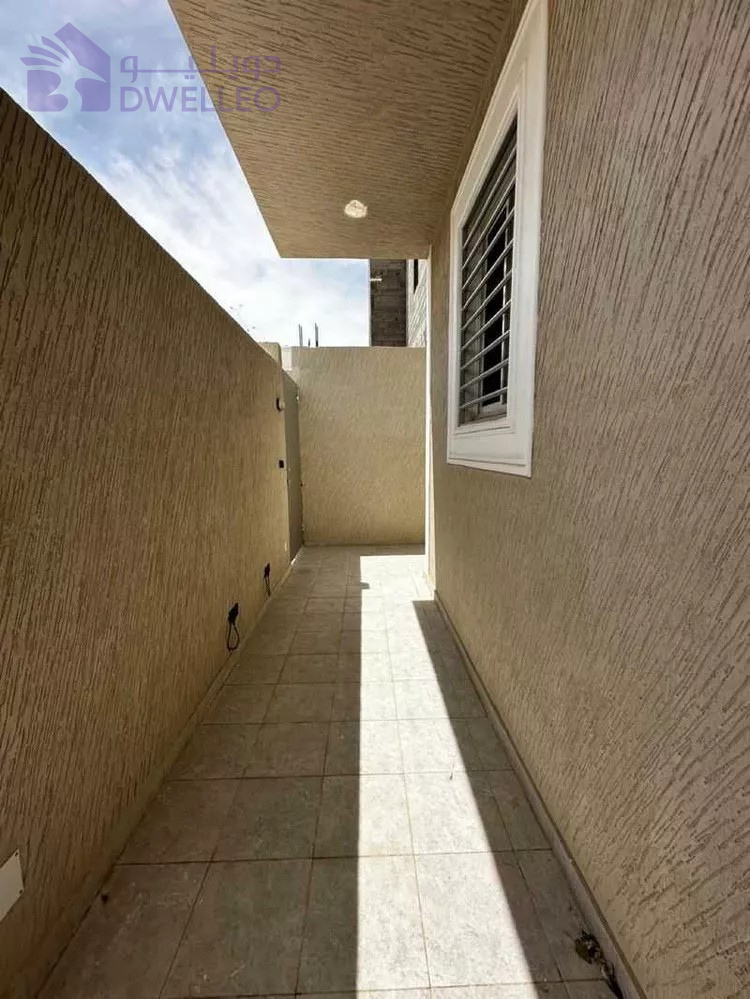 Property thumbnail 6