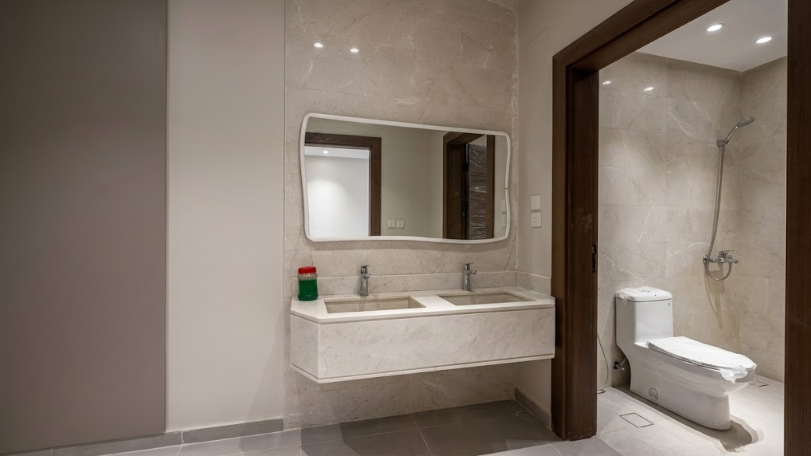 Property thumbnail 7