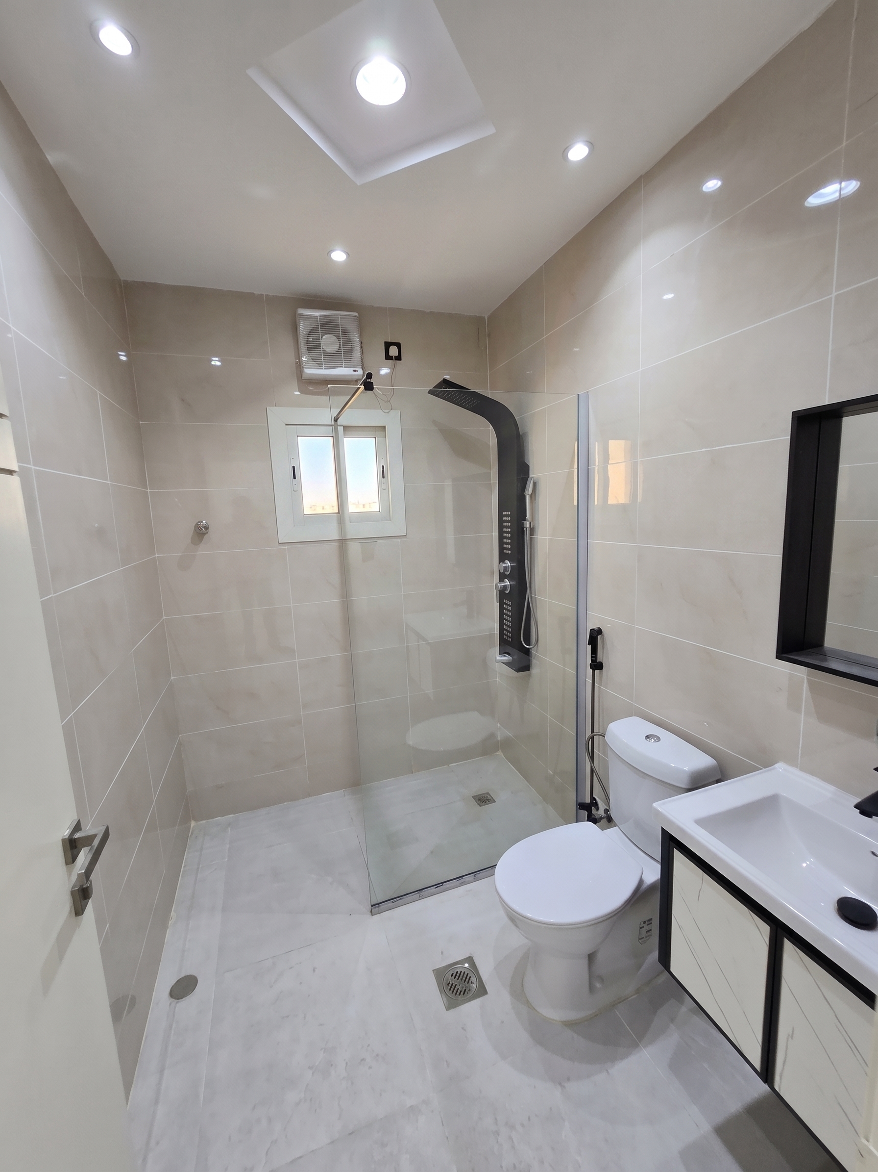 Property thumbnail 7