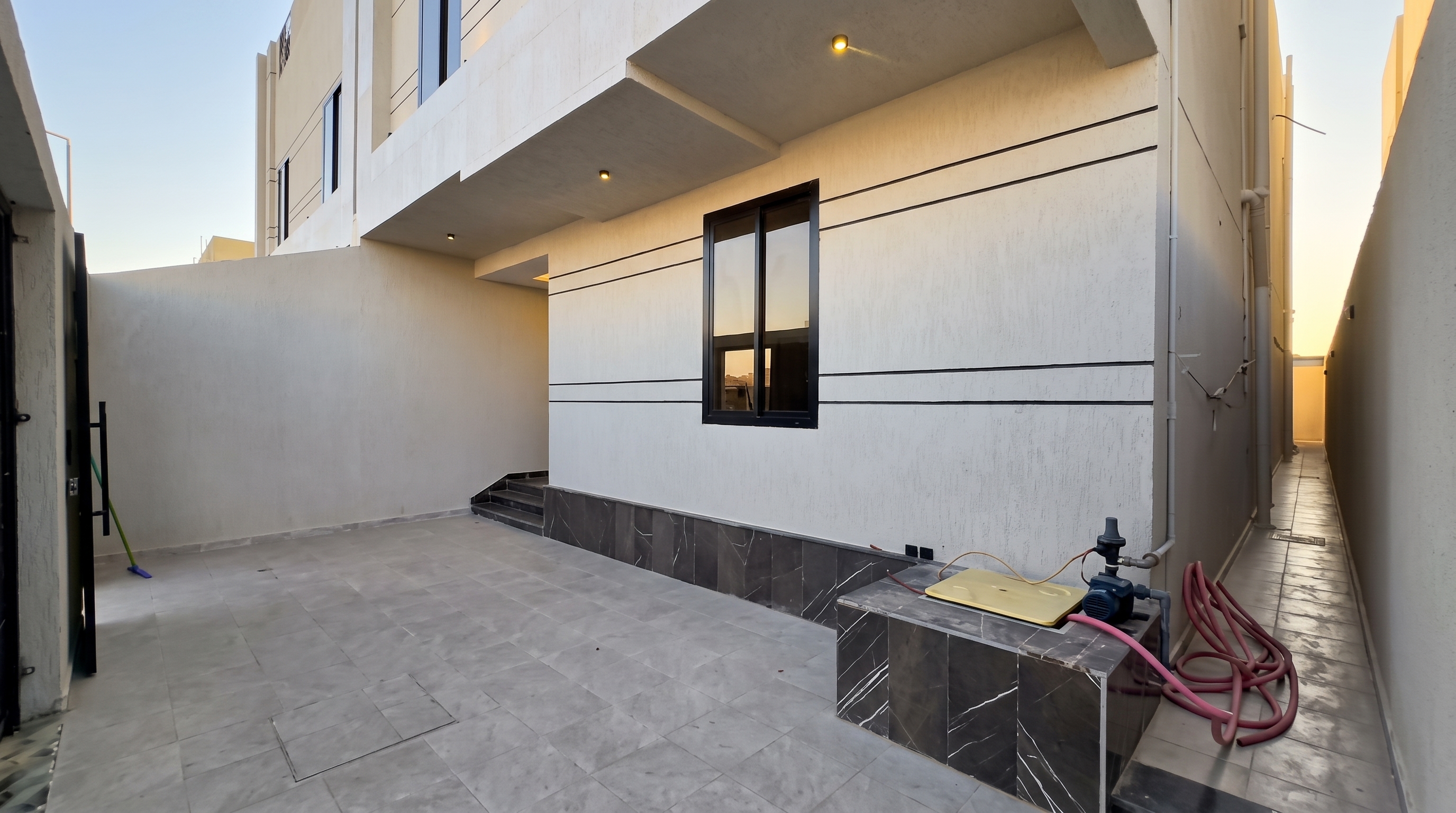 Property thumbnail 6