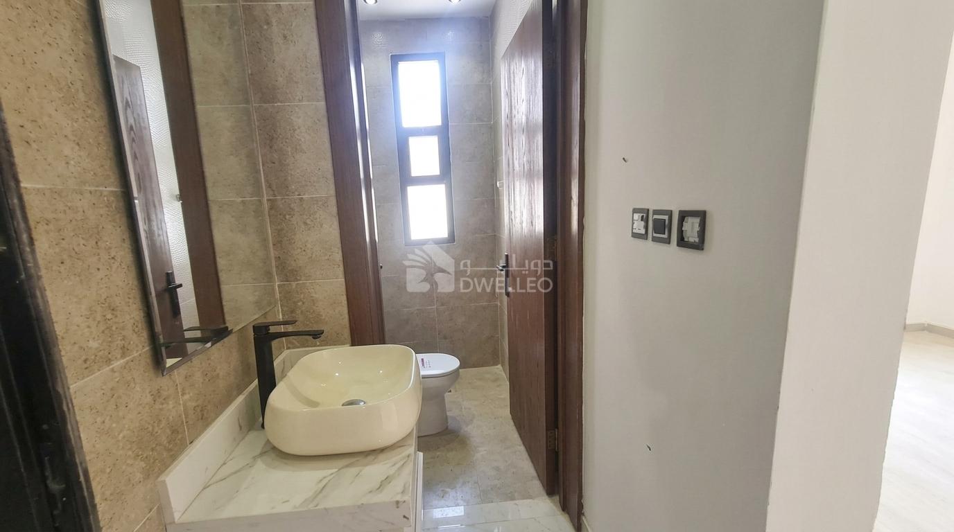 Property thumbnail 6