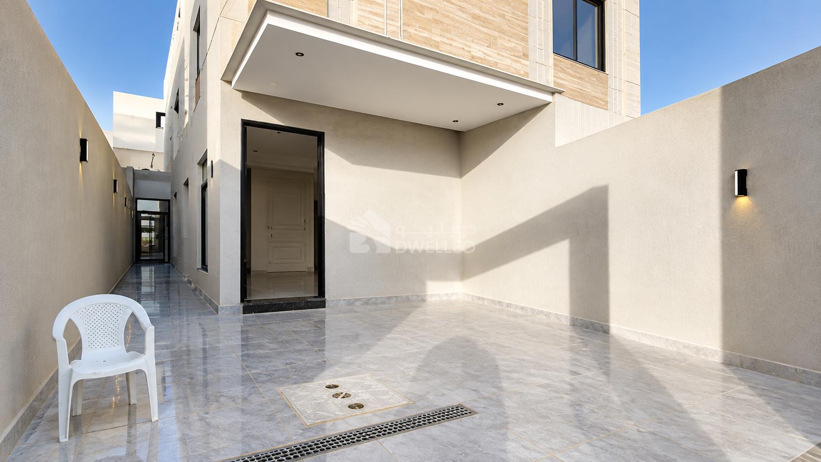 Property thumbnail 6