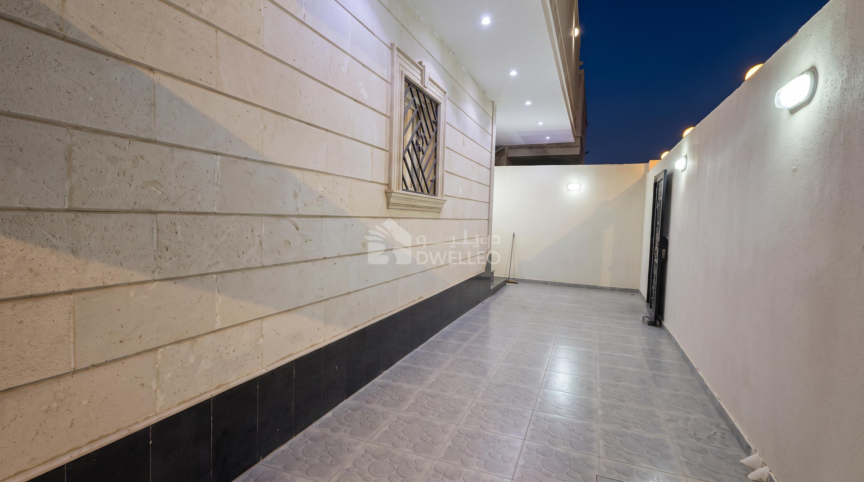 Property thumbnail 6