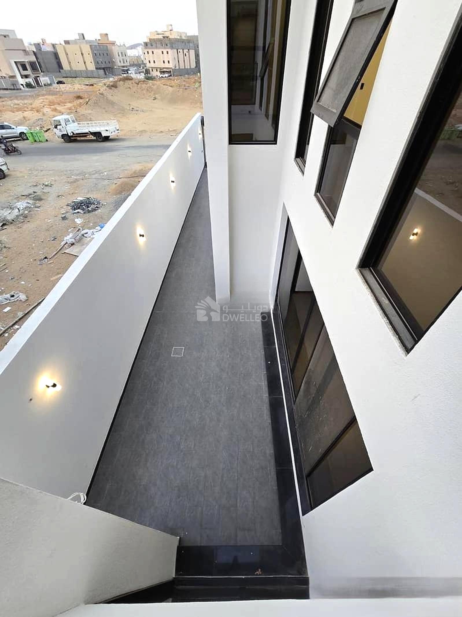 Property thumbnail 7
