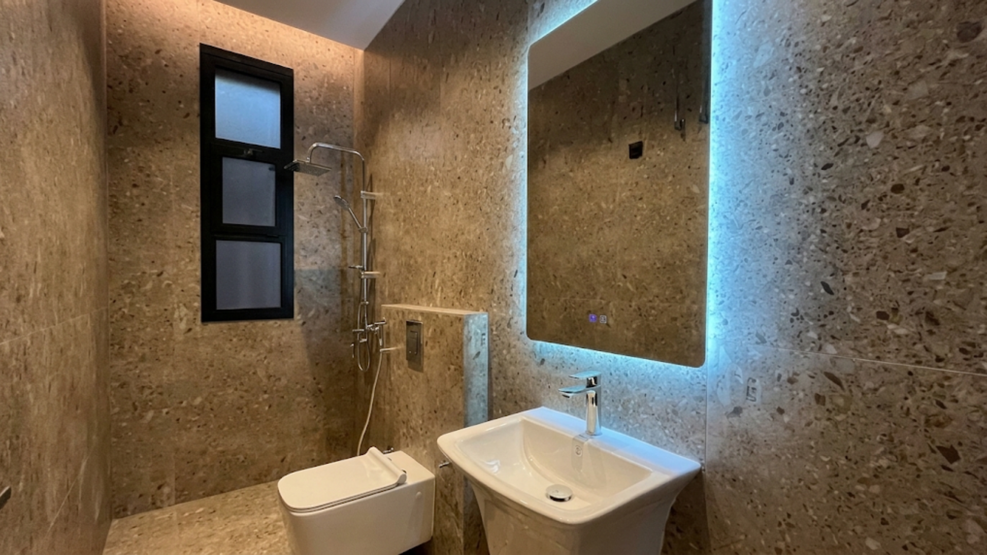 Property thumbnail 7