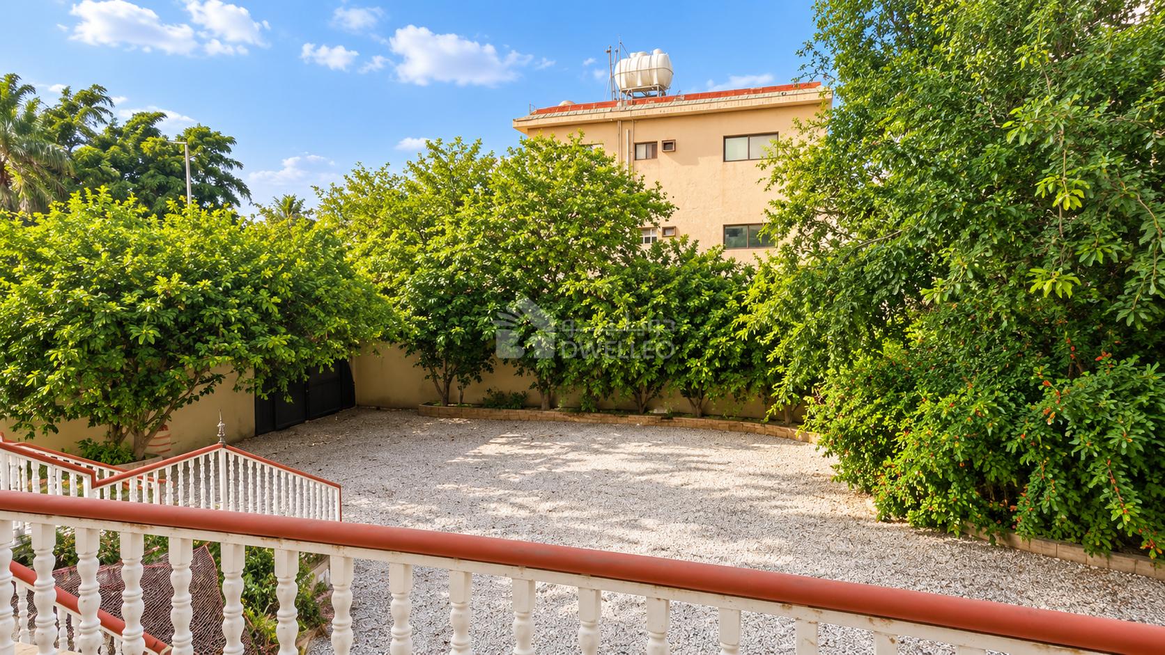 Property thumbnail 6