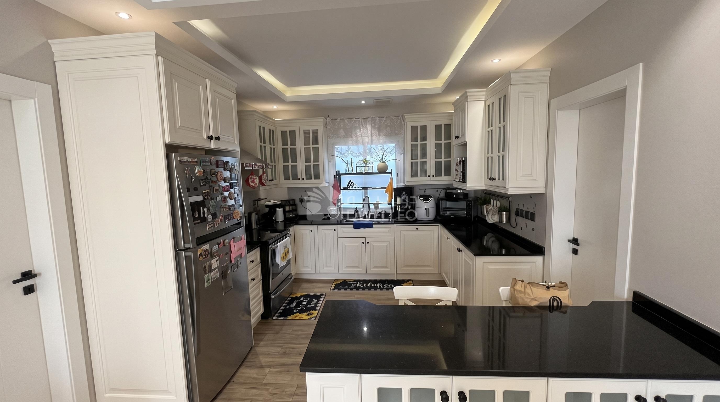 Property thumbnail 5