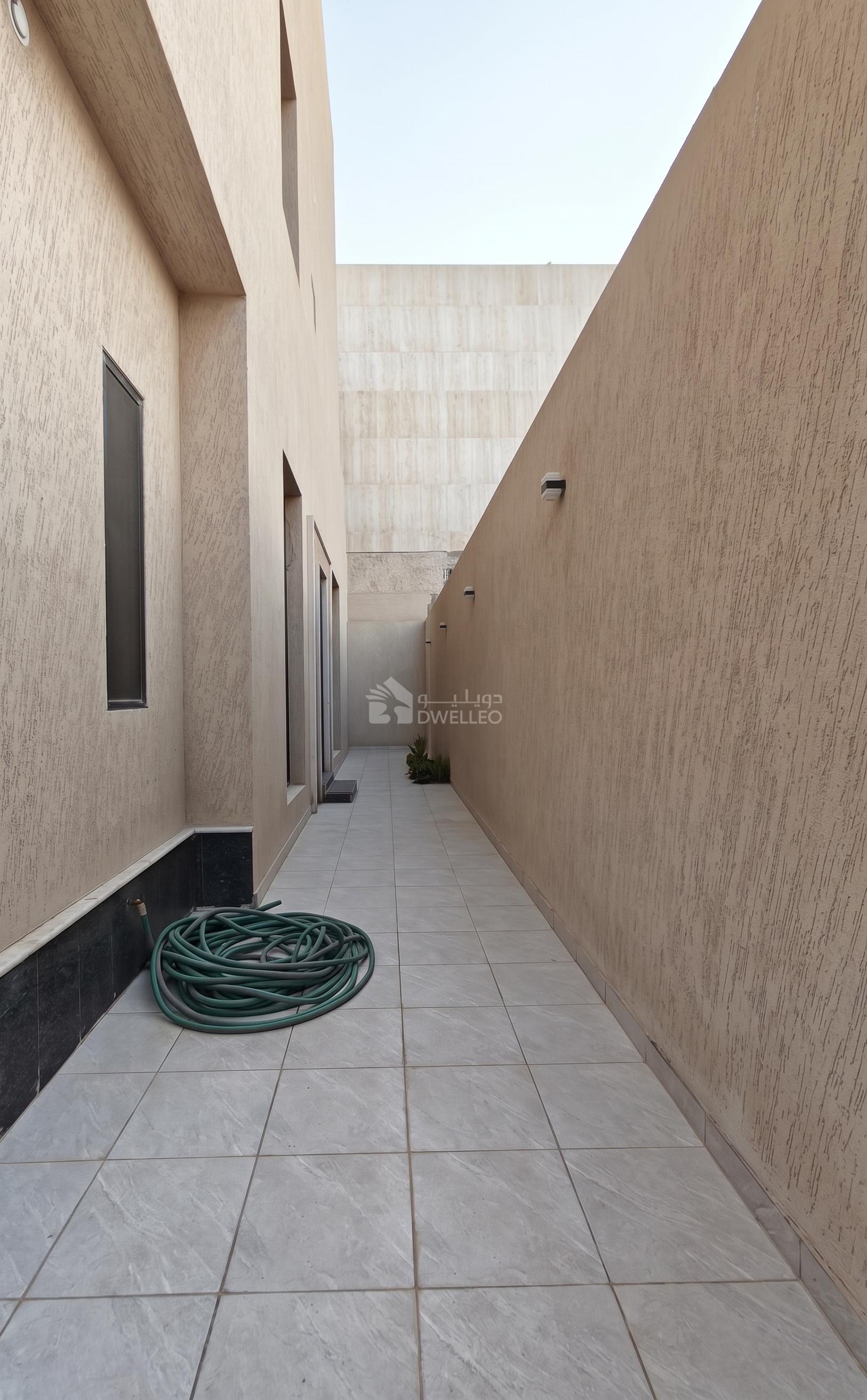 Property thumbnail 8