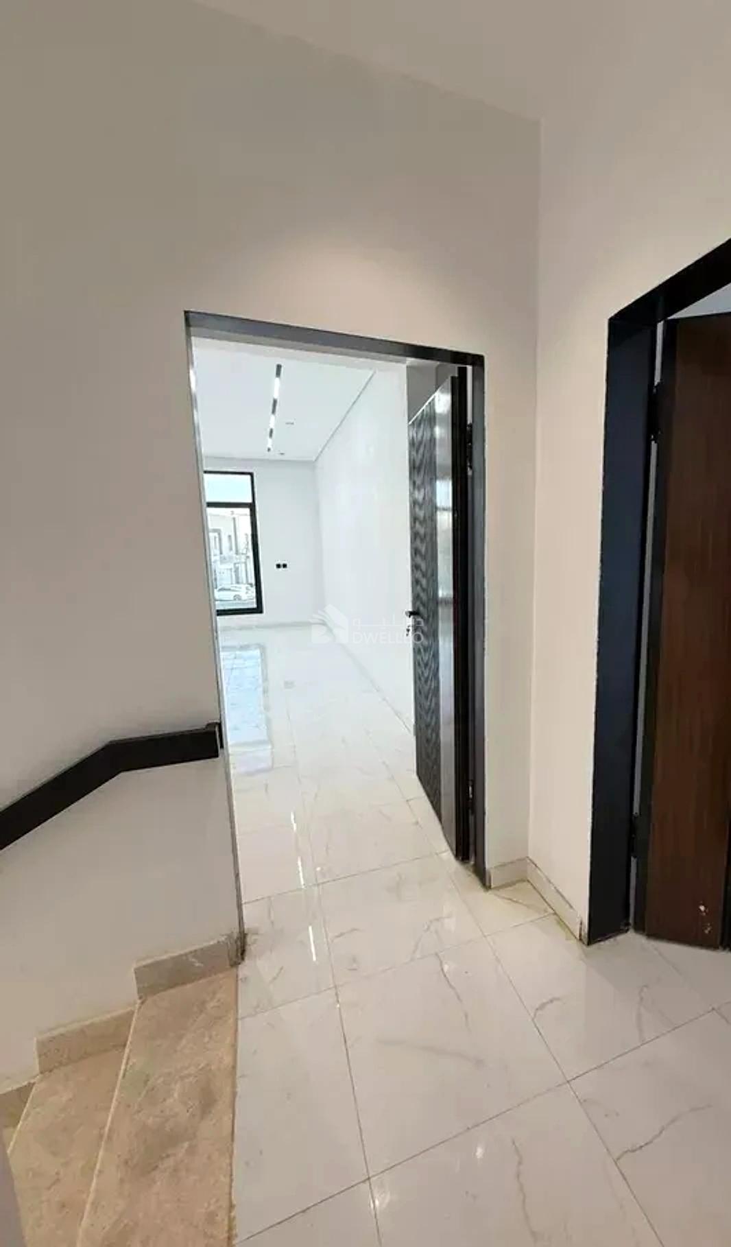 Property thumbnail 4