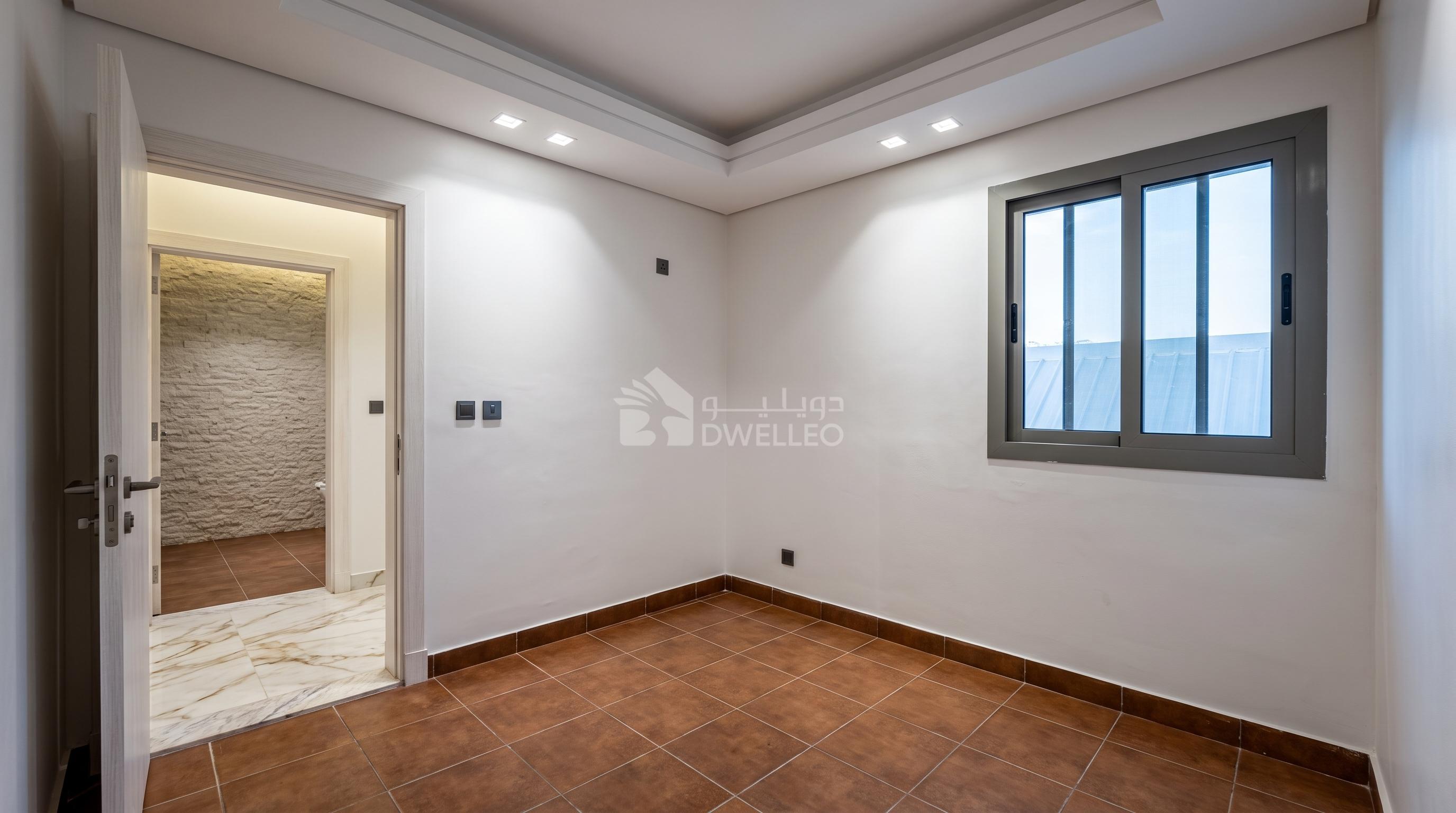 Property thumbnail 6