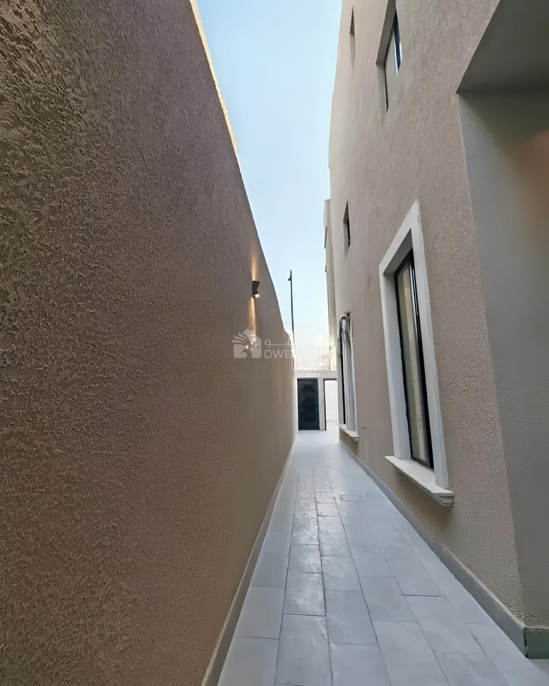 Property thumbnail 6