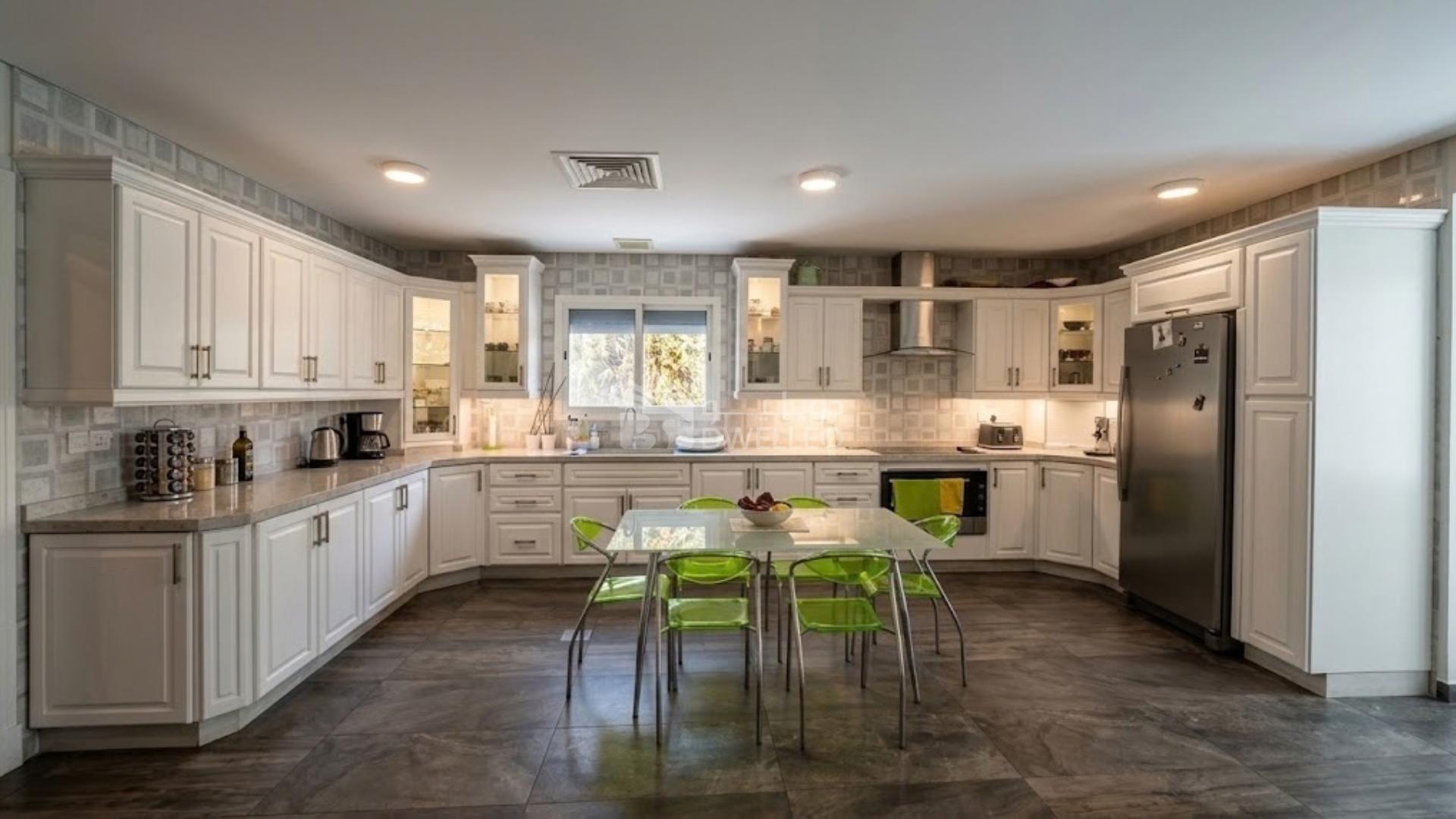 Property thumbnail 7
