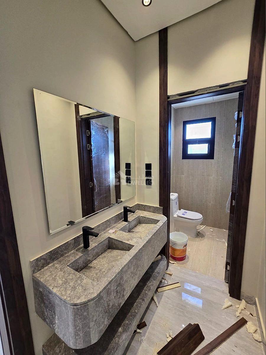 Property thumbnail 6