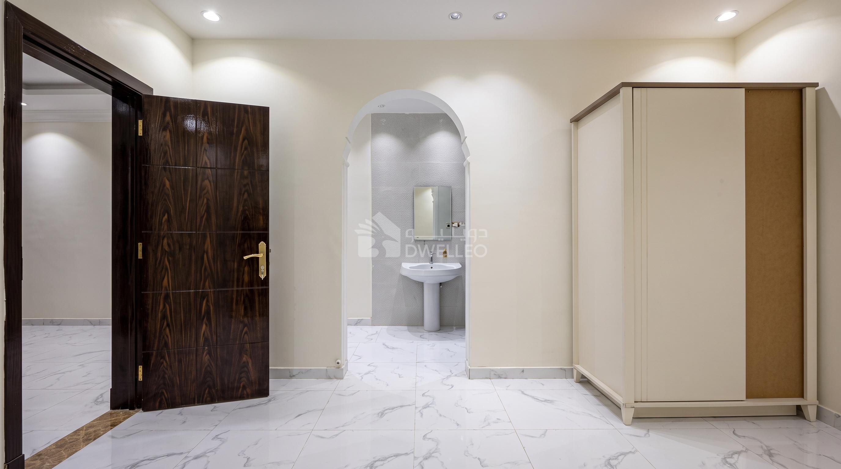 Property thumbnail 8