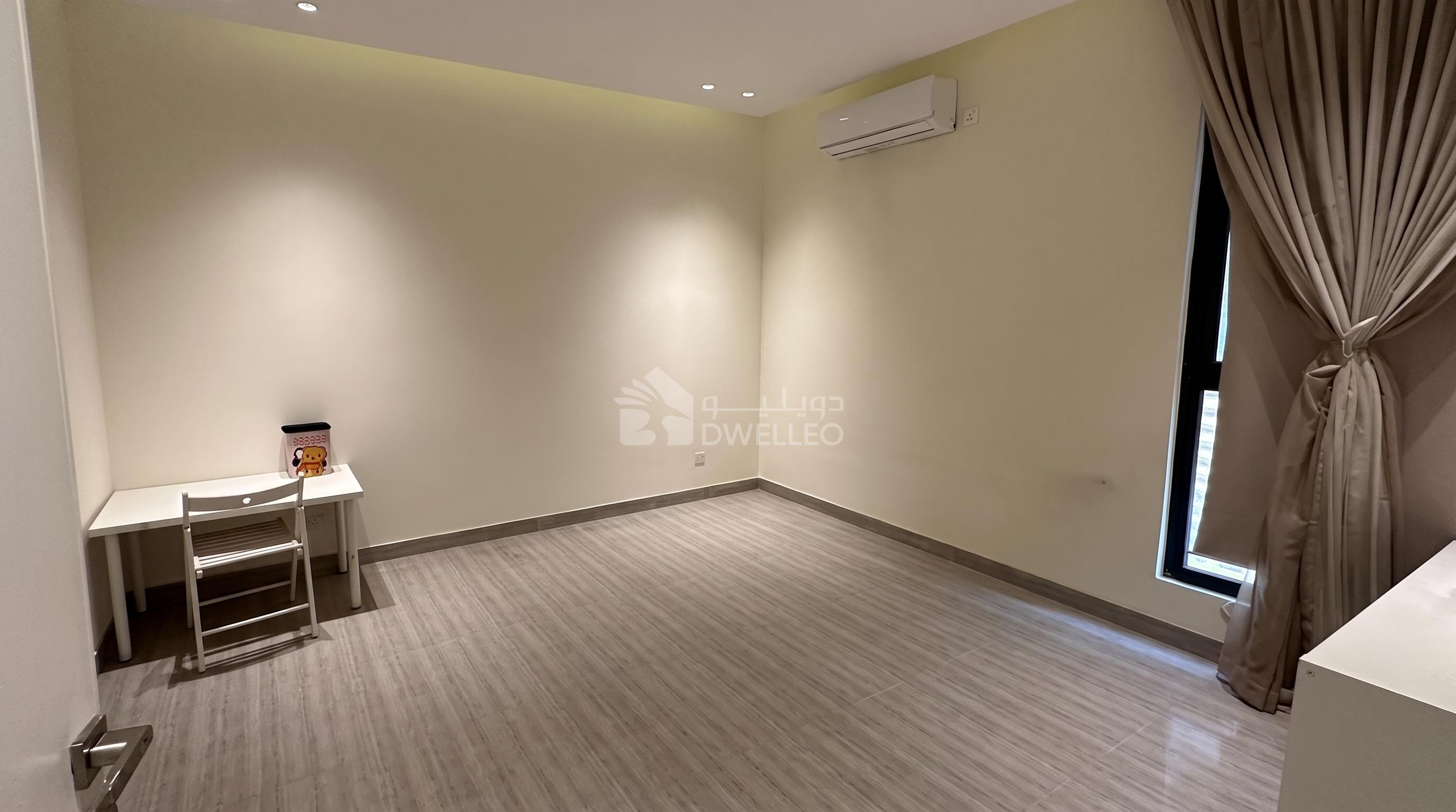 Property thumbnail 7