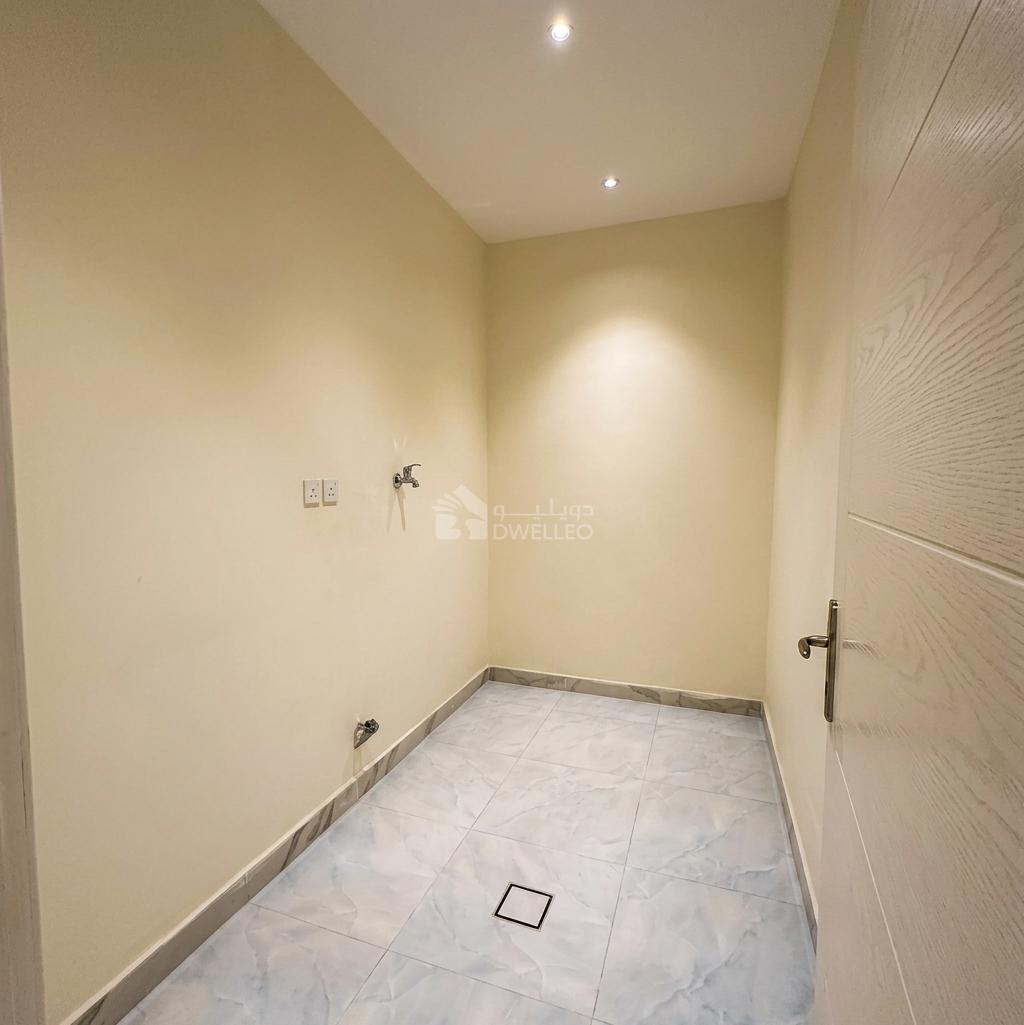 Property thumbnail 6