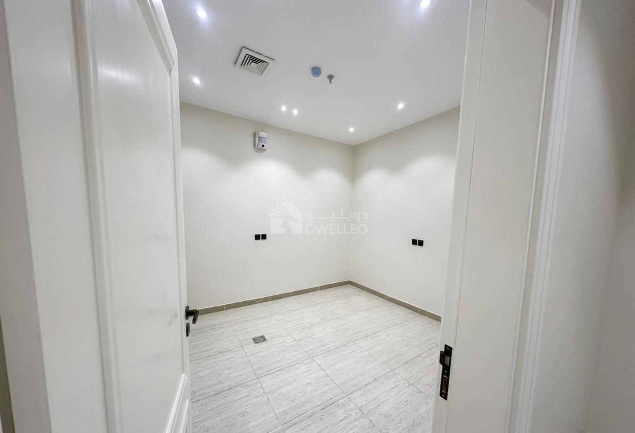 Property thumbnail 4